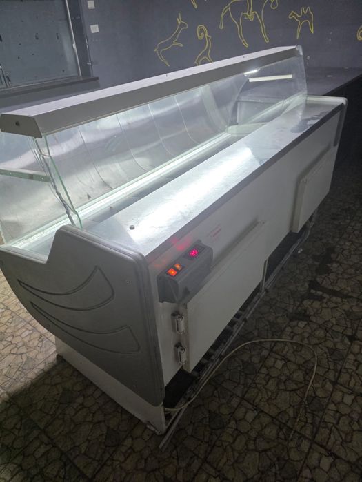 Продам ветринный хюлодильник