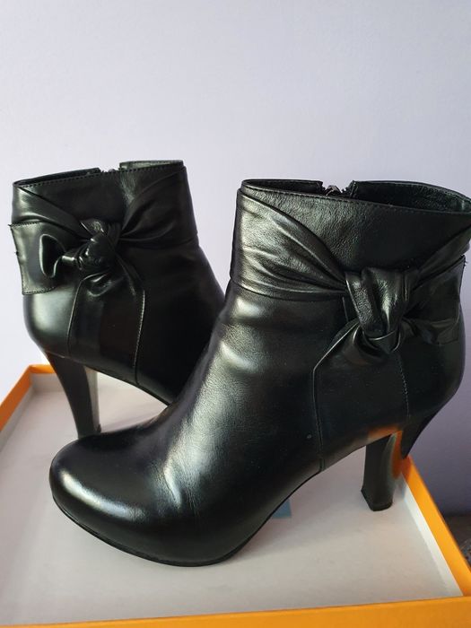 Botine piele naturala imblanite