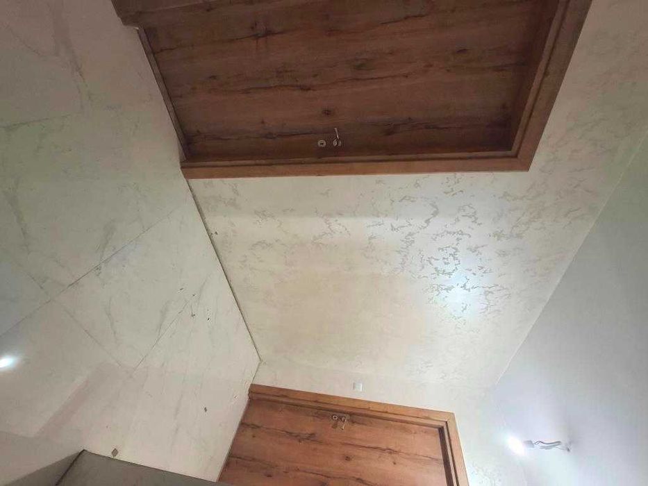 Продава се Тристаен апартамент в Варна, Център - 76 кв.м за 1944 €/кв.м - Снимка #13