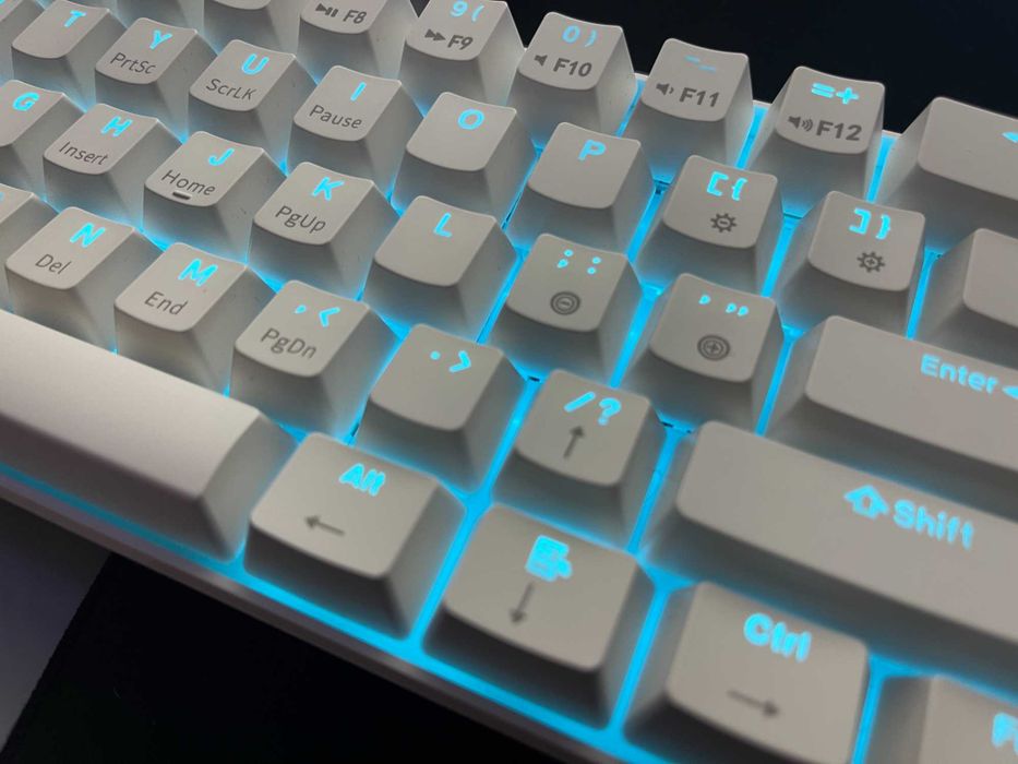 Tastatura mecanica RK61