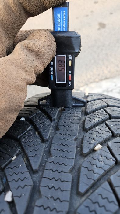 4бр гуми 195 65 15 семперит