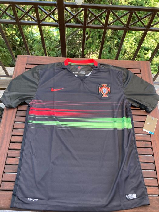 Футболни тениски 155бр само на едро