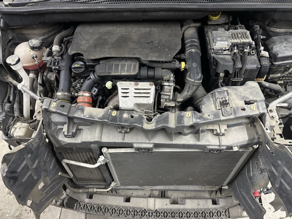 Motor 1.2i  turbo opel crossland x 2018
