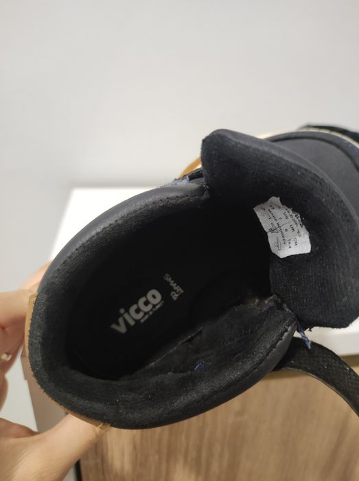 Детски боти Vicco