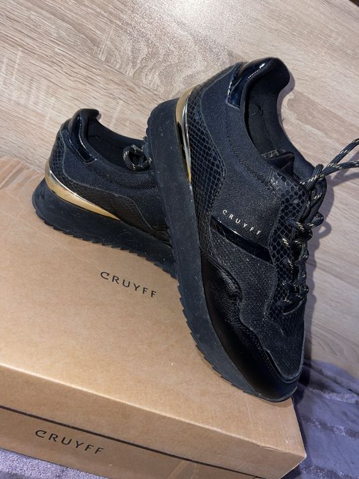 Дамски маратонки  CRUYFF