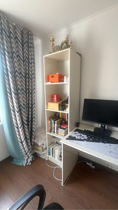 Стол + книжный шкаф
