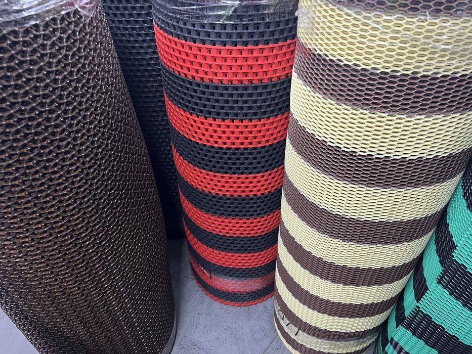 Резиновй коврик в рулоне