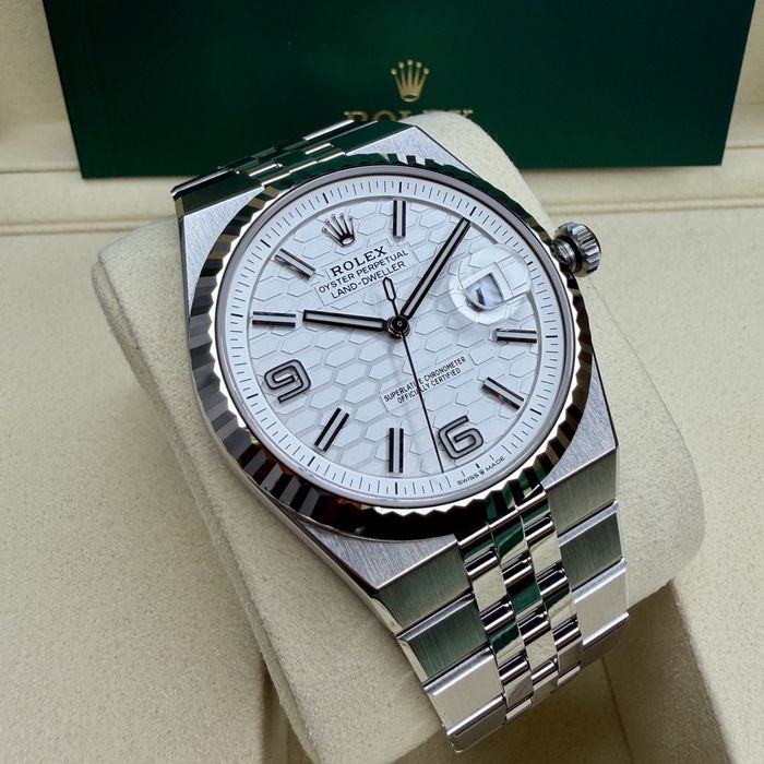 Rolex LAND DWELLER | 40MM | Pe STOC | 22.500 EURO | 2026 | 127234