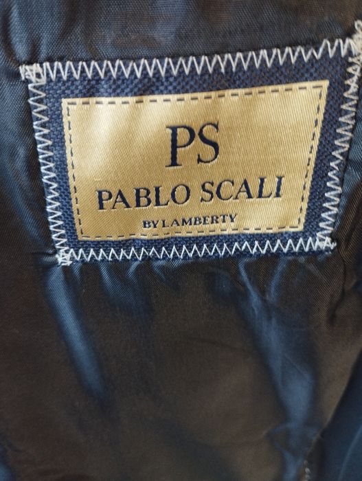 Продам мужской костьюм.