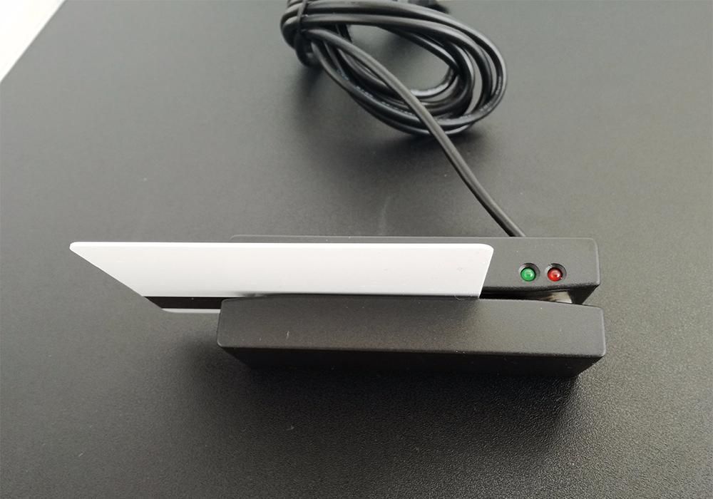 Cititor Carduri Magnetice USB (Magnetic Card Reader)