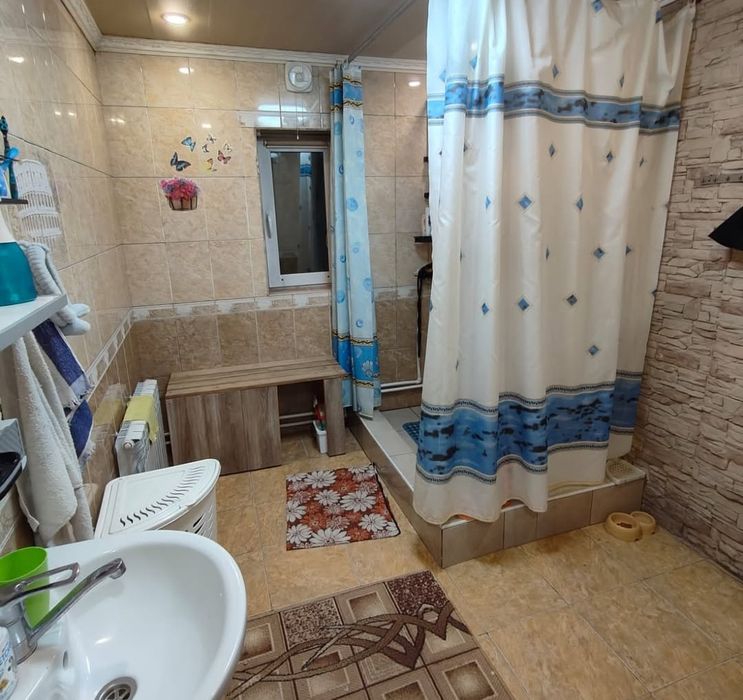 Теплая времянку в районе 7 поликлиники