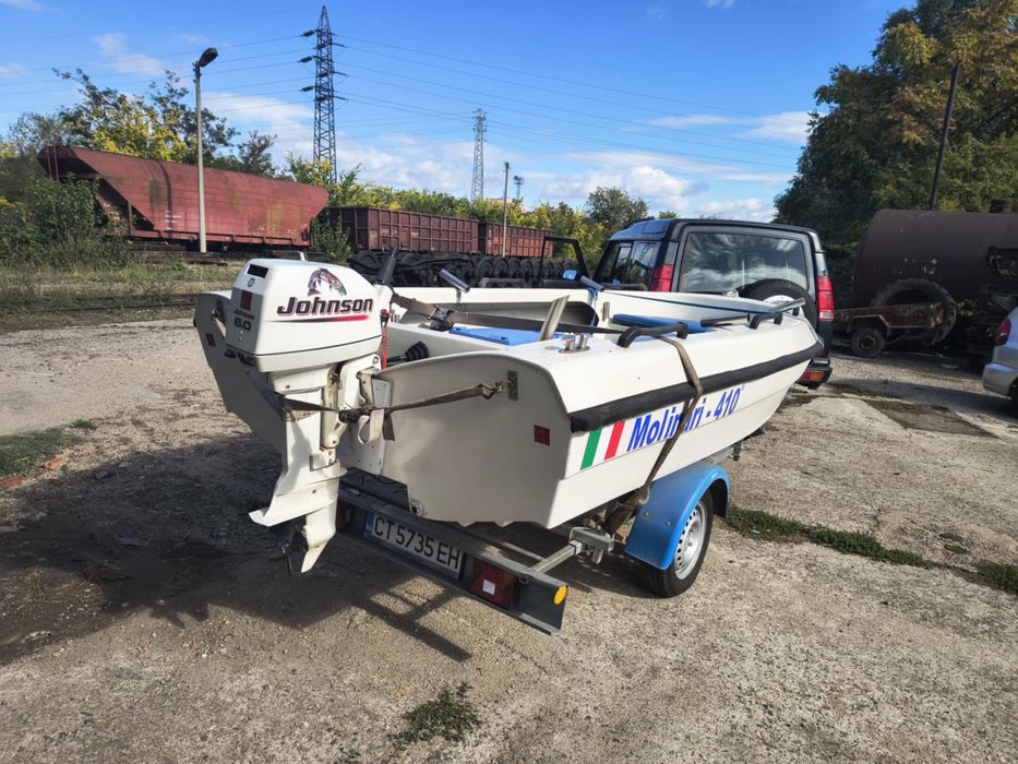 Лодка Angelo Molinari с колесар