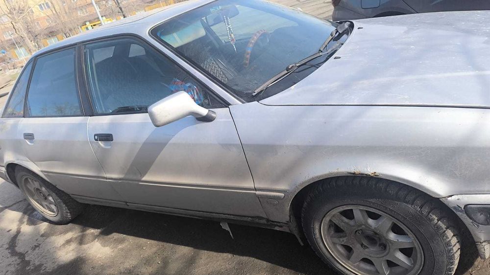 Продам автомобиль АУДИ 80