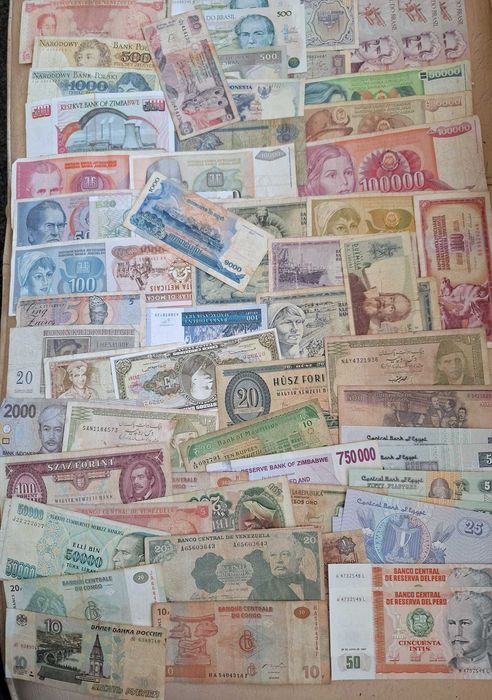 LOT 100 BANCNOTE straine scoase din circulatie