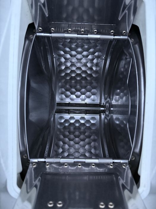 Пералня Miele горно зареждане Пчелна пита