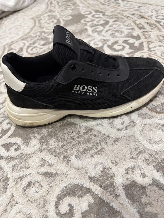 Продам кроссовки мужские