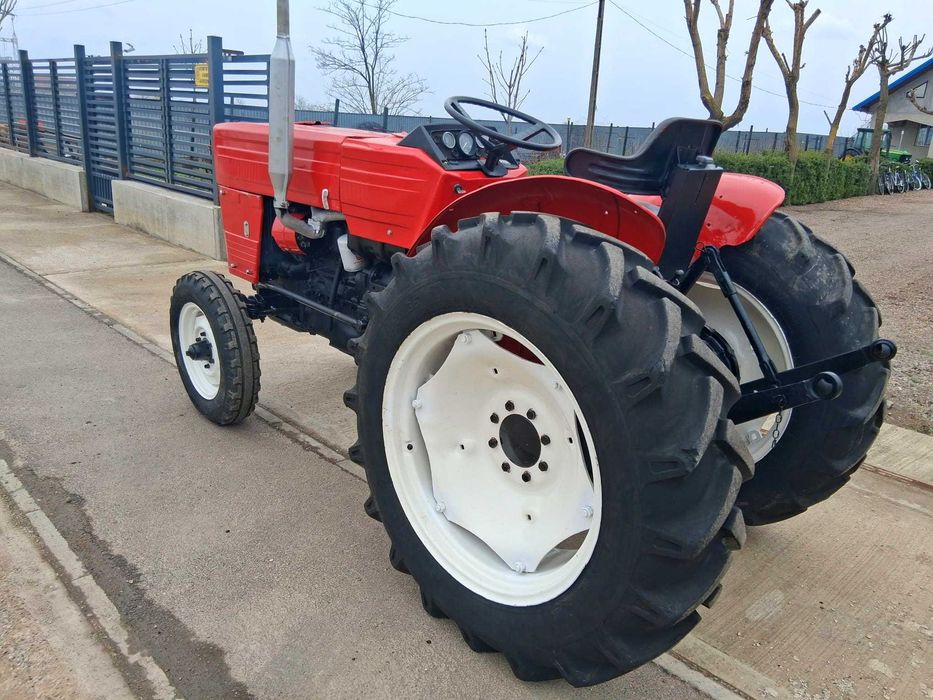 Tractor viticol utb universal u445 vr pentru vie