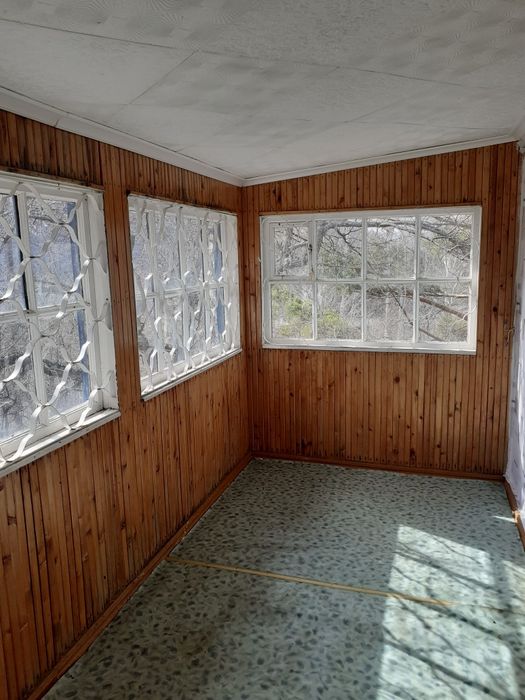 Продам или поменяю на 2х или 1 ком квартиру 2эт,кирп,4 комн Коттедж-да