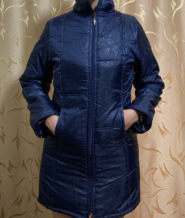 Куртка на девочку новая