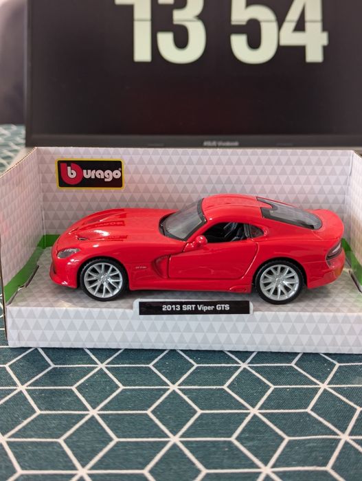 Dodge viper srt нова