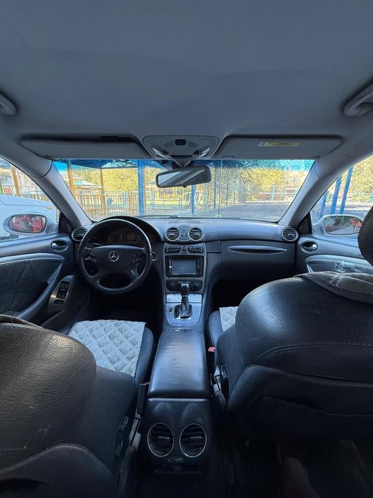 Продам машину. CLK 240.