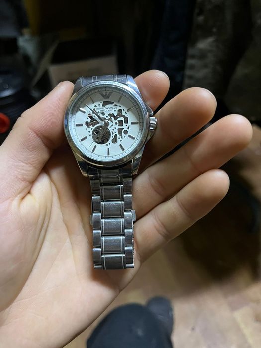 Часы 15000 тг сагат