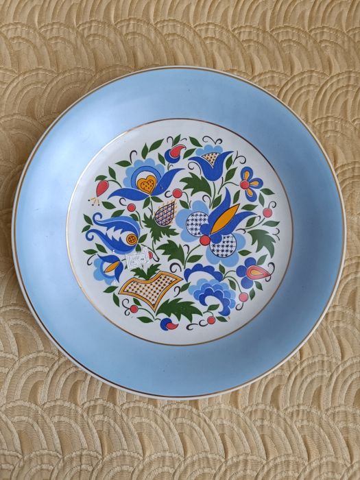 Ново голямо порцеланово плато