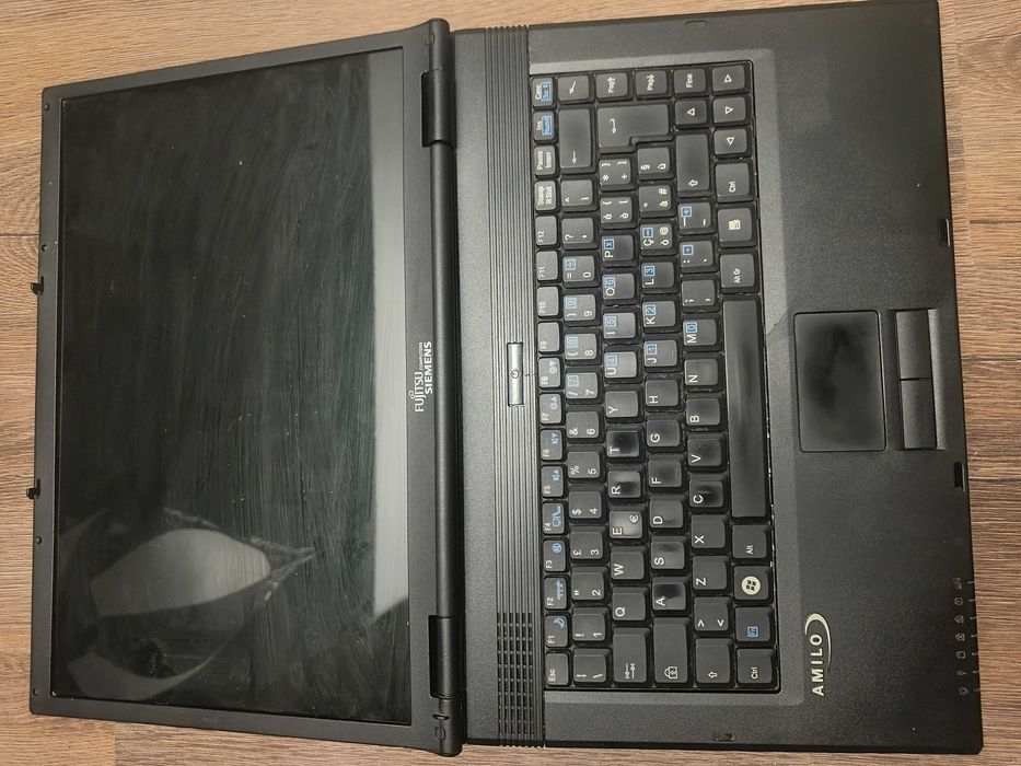 Laptop pentru piese