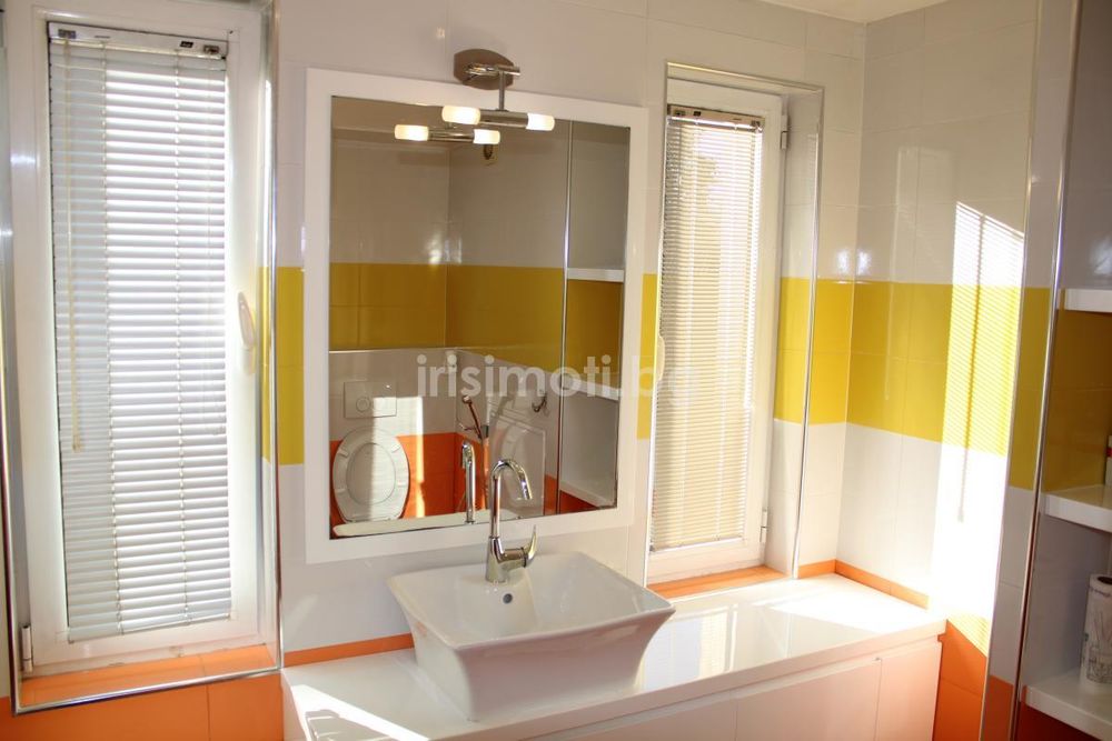 Дава се под наем Четиристаен апартамент в София, Изток - 147 кв.м за 1190 € - Снимка #11