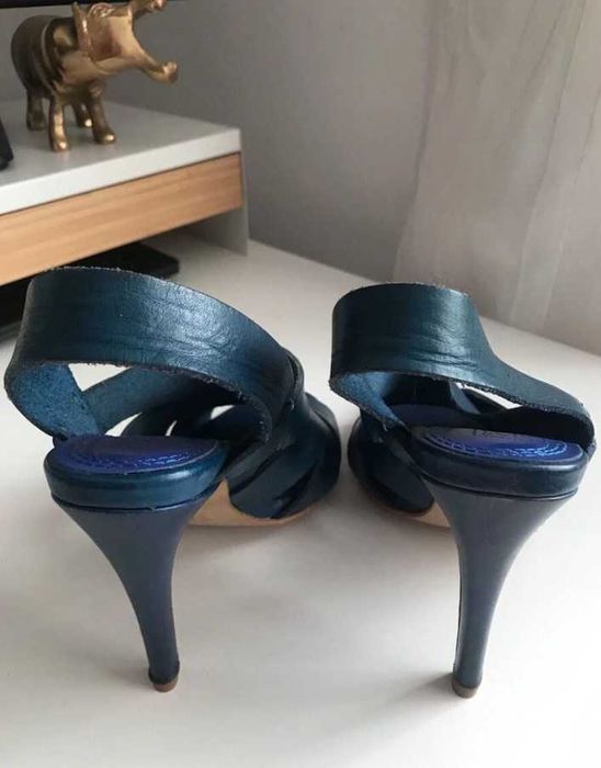 Дамски сандали от ZARA, размер 38, изработени от естествена кожа