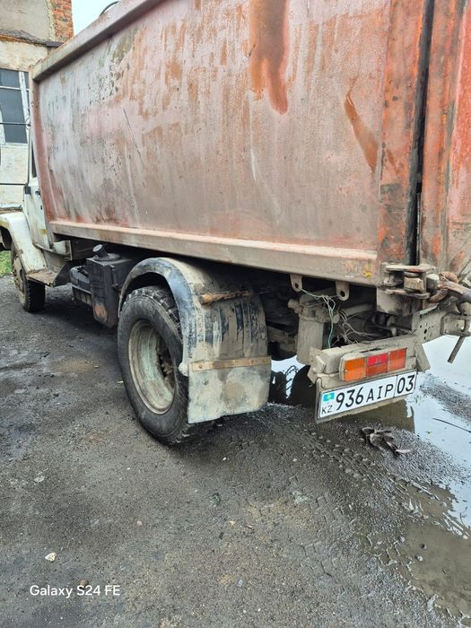 Продам мусоровоз Газ 3309