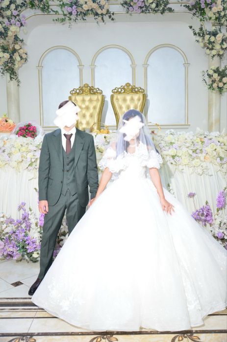 Свадебное платье с фатой