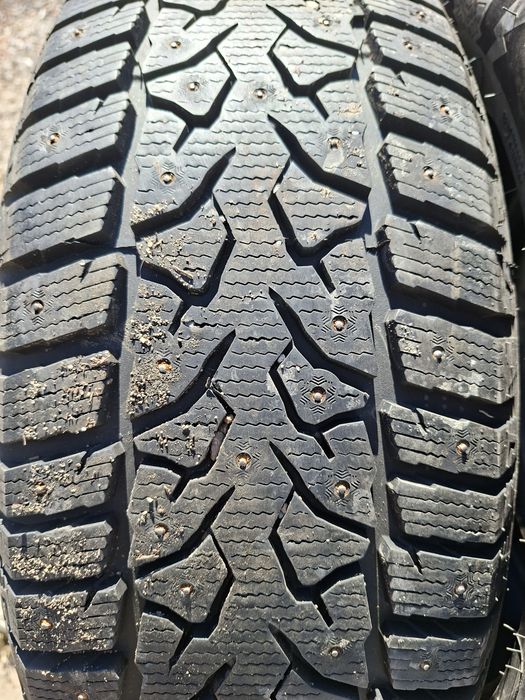 Продам шины 235/55/19 китай