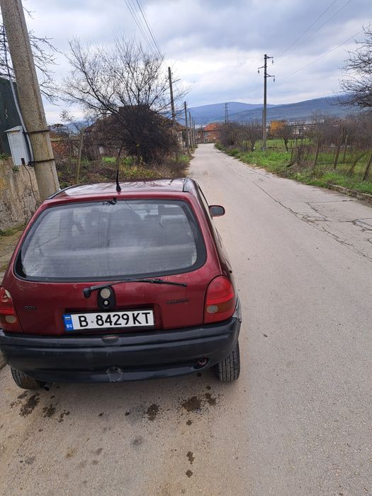 Опел корса б 1.4 бензин