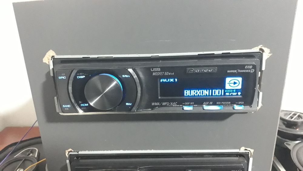 PIONEER 6050 BLUTUS bunaqasi bitta AUX SD spar matiz nexia lasetti
