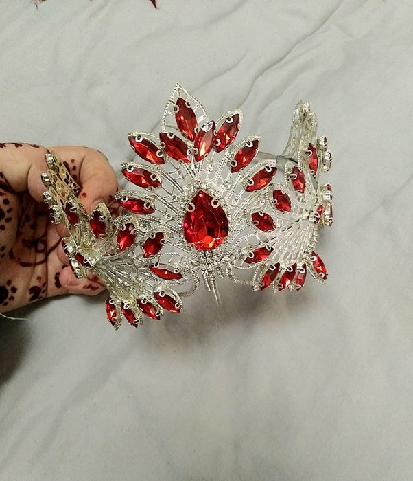 ААбадоклар 3хил кизилхамда кумушранг