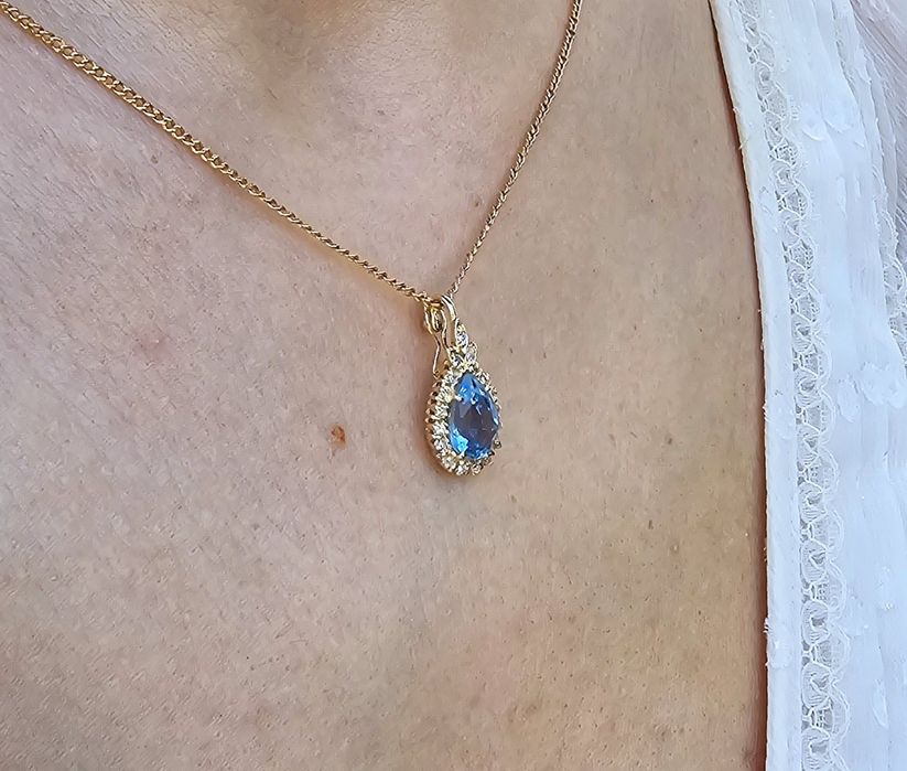 Pandant din aur galben 14k cu topaz și diamante naturale