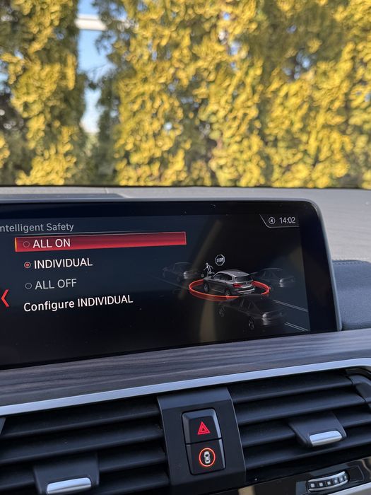 Bmw X3 Led/Panoramic/Head-up/Harman/360/Gest control/ACC