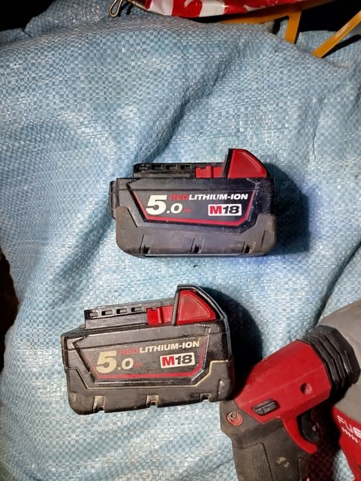 Milwaukee acumulator m18 5ah
