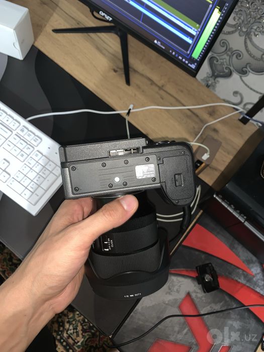 Sony fx3 sotiladi yangi ochilgan bir ikkimarta ishlatilgan