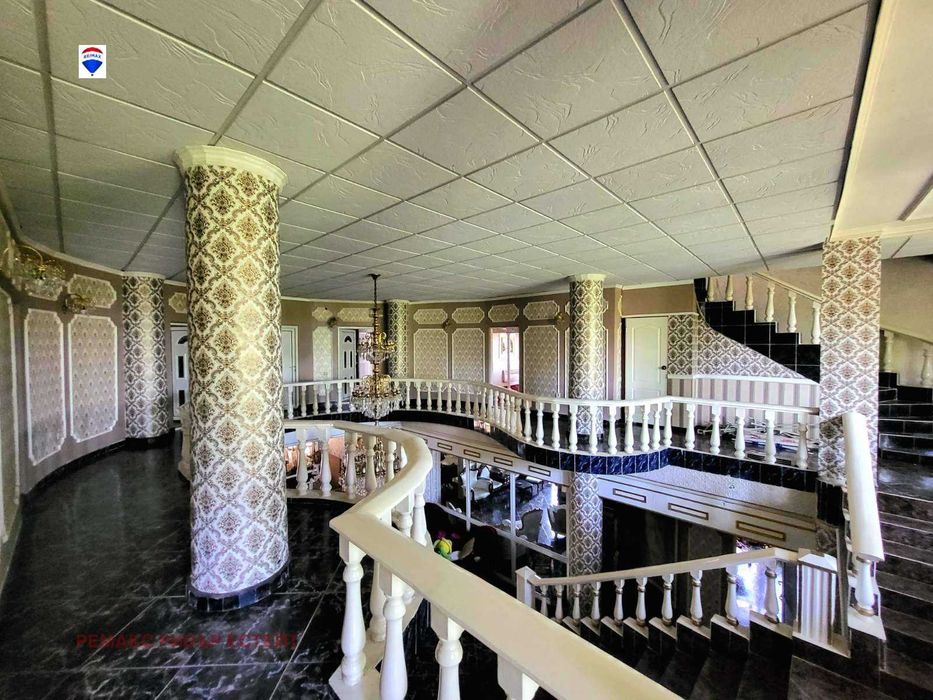 Продава се Къща в с. Иваново, Област Русе - 1200 кв.м за 153 €/кв.м - Снимка #1