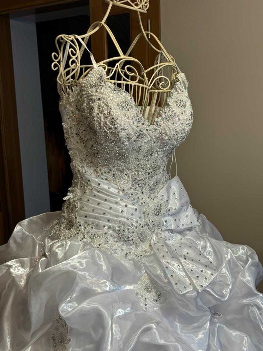 свадебное платье