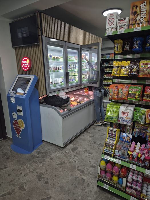 Doriți să deschideți un magazin ? Vă ajutăm noi