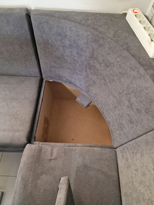 Продавам ъглов диван