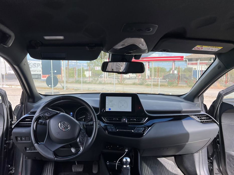 Vând Toyota CH-R