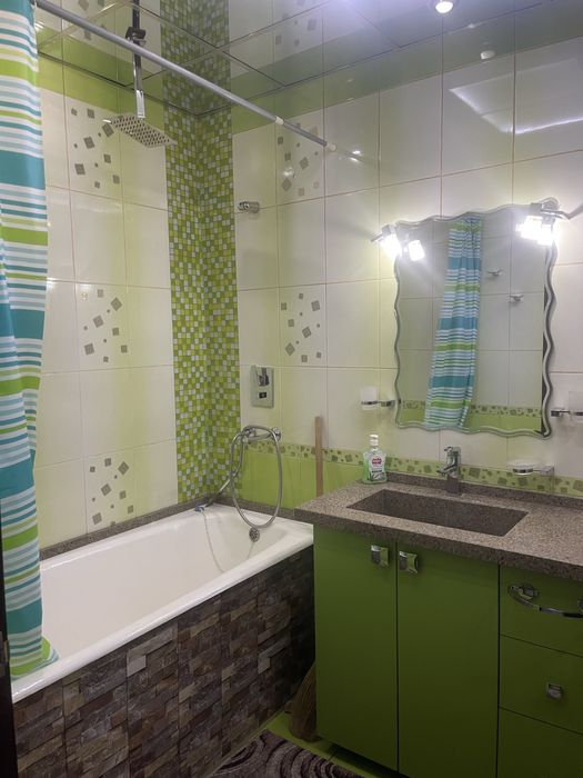 Сдается  2 комнамнатная квартира на долгий срок