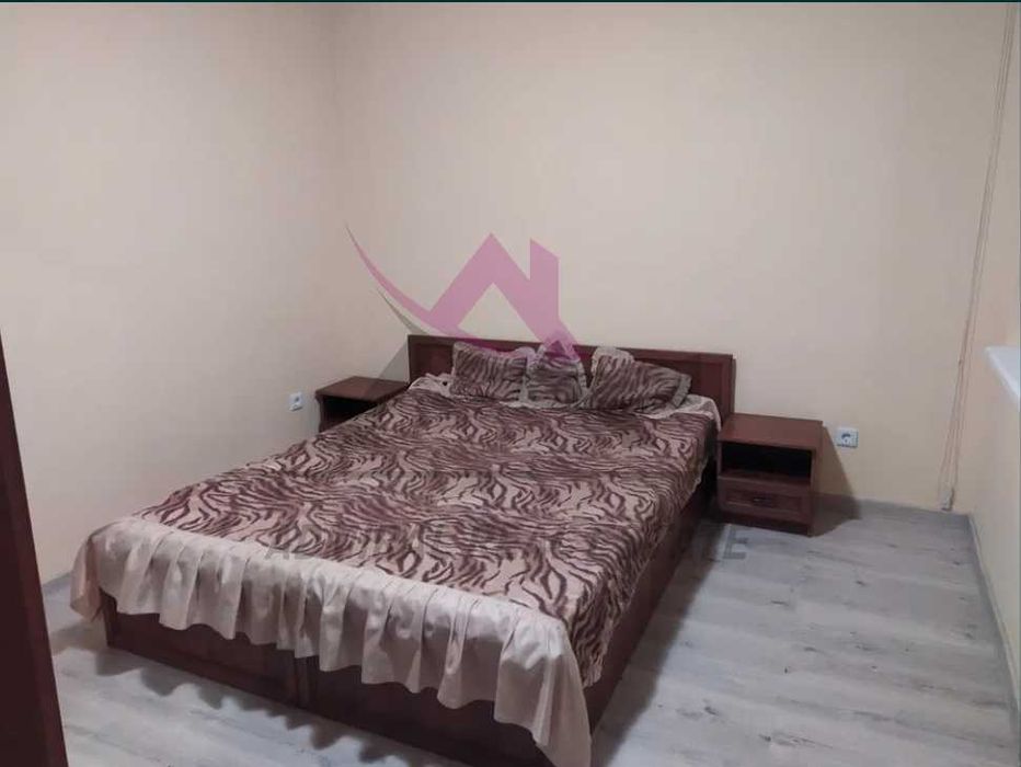 Дава се под наем Двустаен апартамент в Варна, Левски - 60 кв.м за 378.93 € - Снимка #2