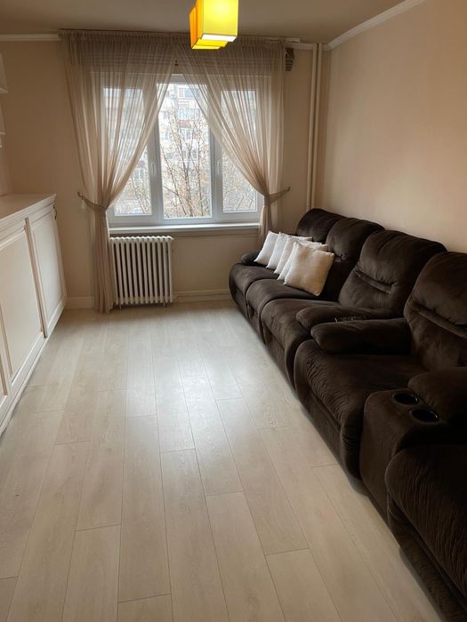 Vand apartament 3 camere B-dul Dacia