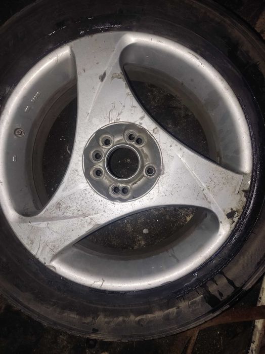 Титанка диски размер 17 с резинками