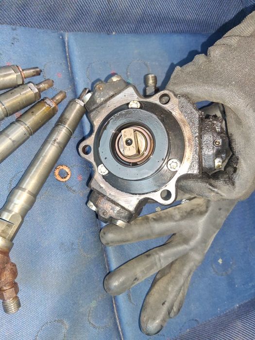 Гнп нафтова помпа hyundai santa fe 2,0 crdi 2004г